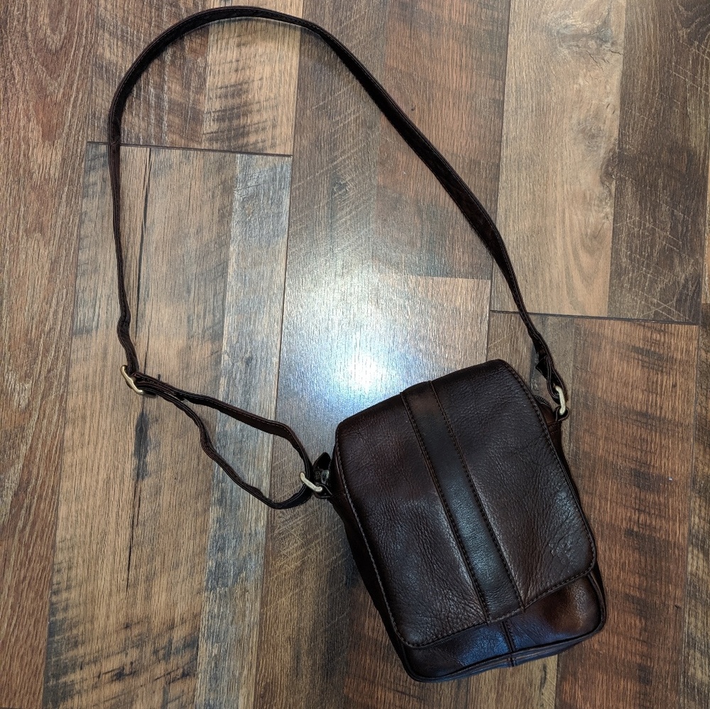 VTG FRYE *RARE* DARK BROWN CAMPUS CROSSBODY BAG